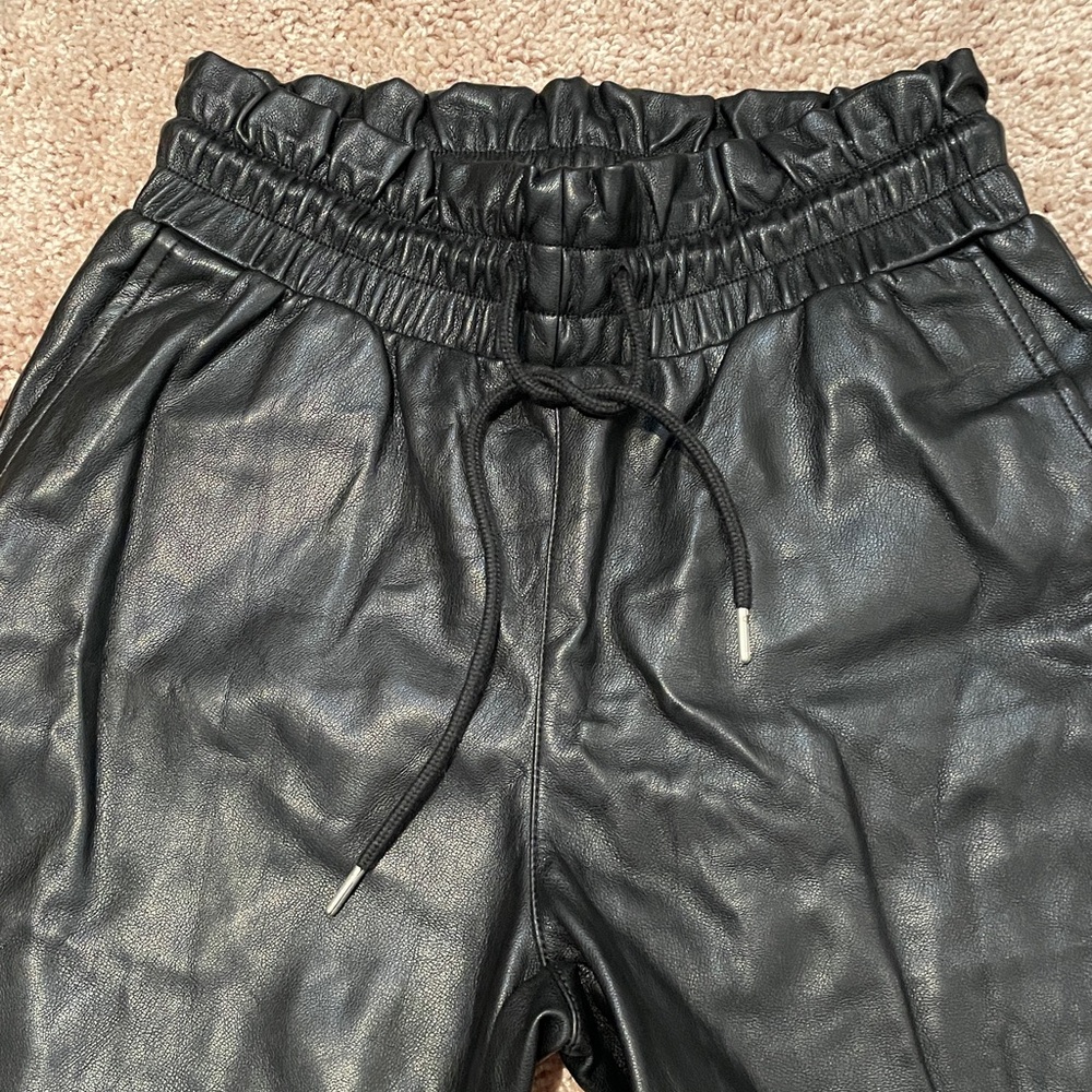 7 For All Mankind Shiny Black Joggers - Picture 2 of 4